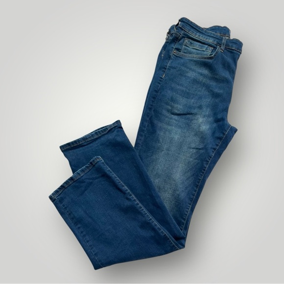 Lazer Straight Fit Blue Jeans 34”x32” - Picture 9 of 13